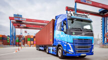 Dekarbonisierung von Lkw-Verkehren: HHLA setzt neue E-Trucks ein
